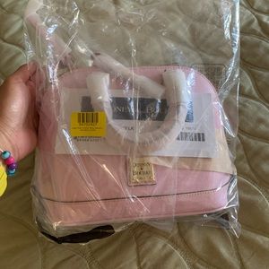 NWT Dooney and Bourke crossbody